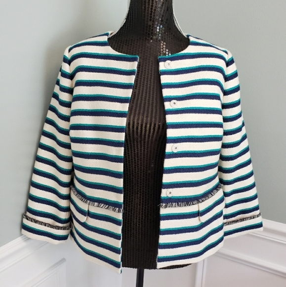 EUC Talbots Fully lined.. size 8 blazer. White/blue/green - Picture 5 of 16